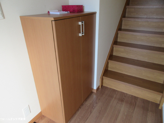 シューズボックス