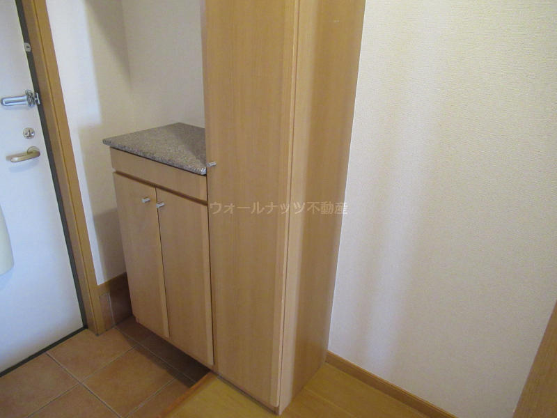 シューズボックス