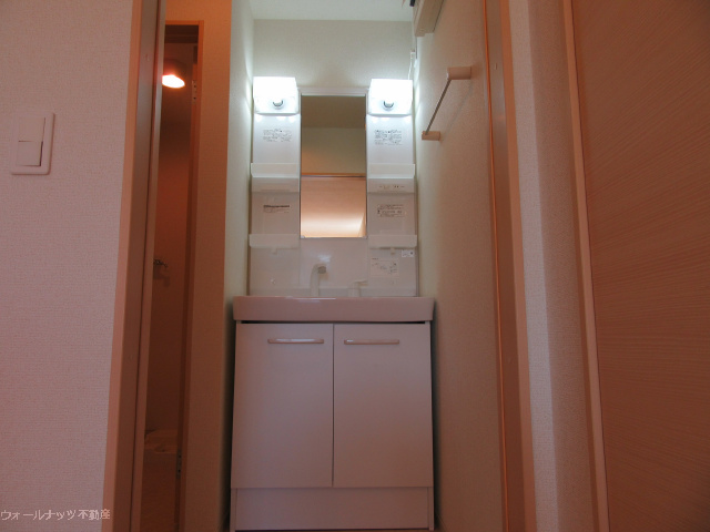 洗髪洗面化粧台