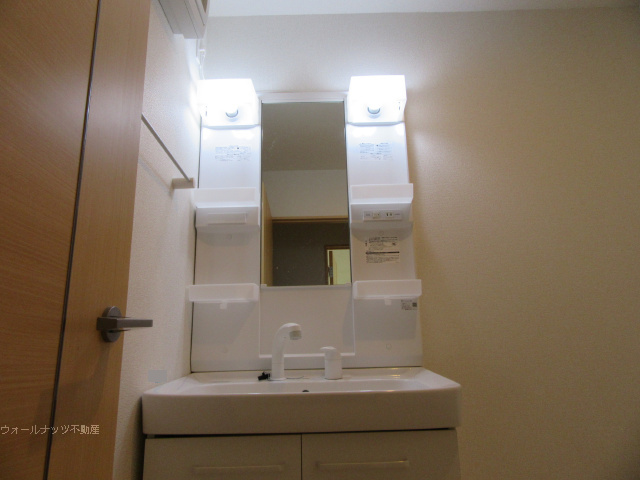 洗髪洗面化粧台