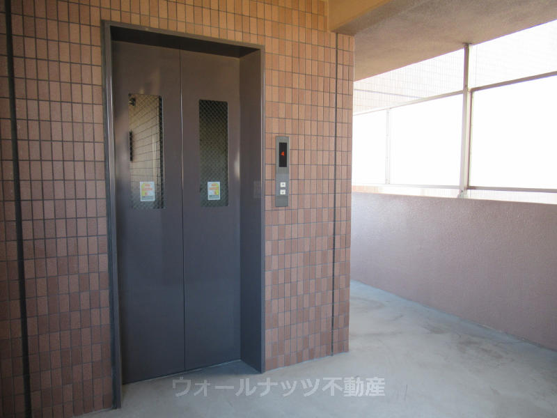 エレベーター