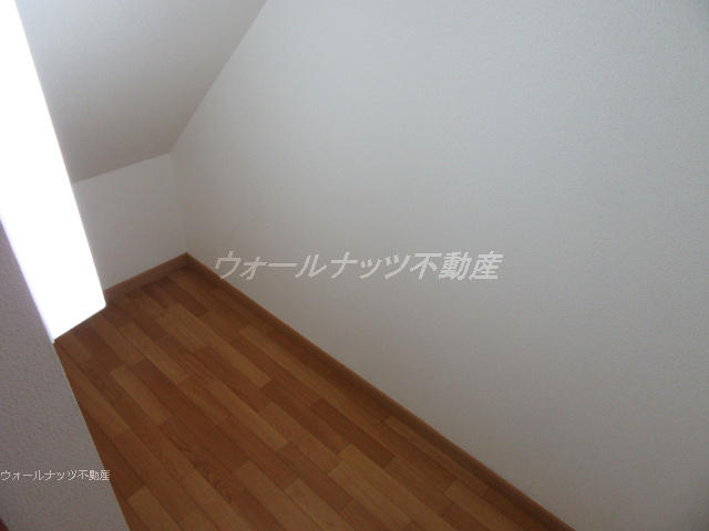 階段下収納